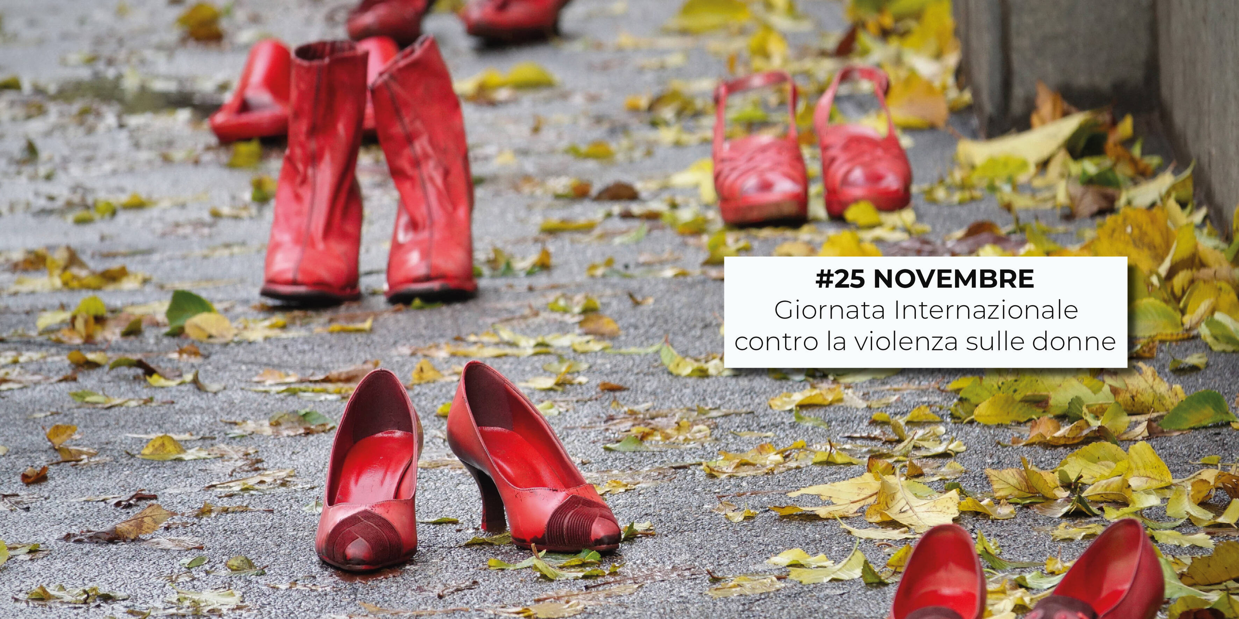 Immagine con scarpe rosse