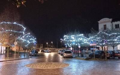 scorcio di Tavagnacco con luci natalizie