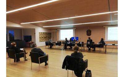 Immagine della sala consiliare in cui si è svolta la presentazione