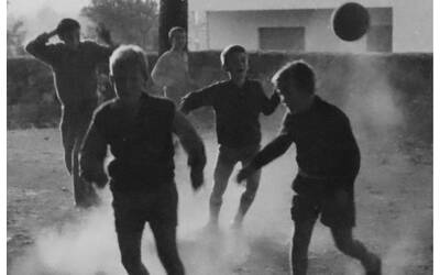 bambini che si divertono