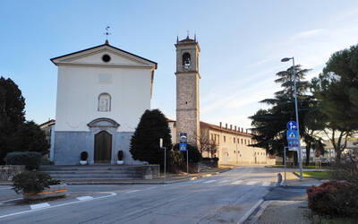 Immagine con la Chiesa di Adegliacco