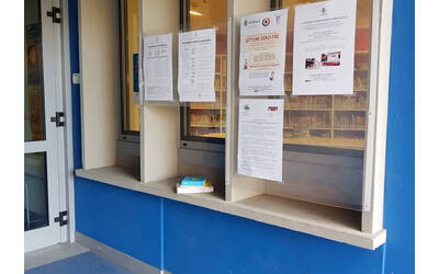Immagine con luogo dove depositare i libri