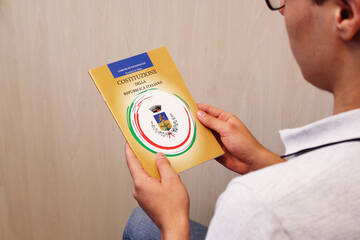 Cittadinanza italiana per giovani stranieri nati in Italia