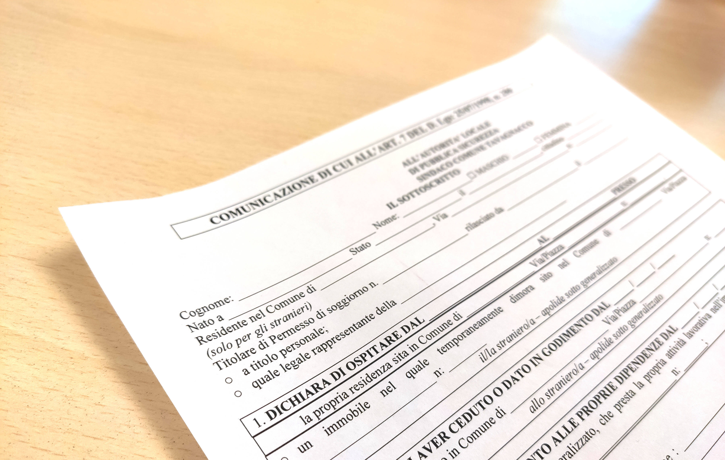 Immagine con documento della ospitabilità di cittadino straniero
